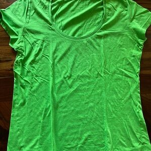 Women’s Green scoop neck Cotton Tee